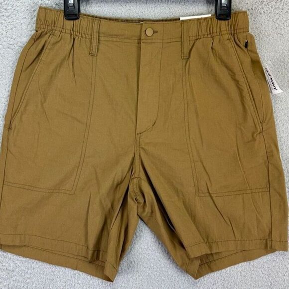 Old Navy Shorts Mens Small Tan Hiking Hiker Nylon Blend Built In Flex Pocket NEW - Picture 1 of 7